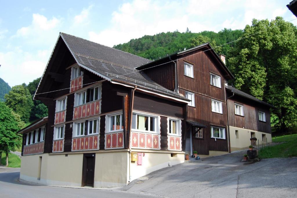 B&B Haus Zur Krone Oberriet Εξωτερικό φωτογραφία